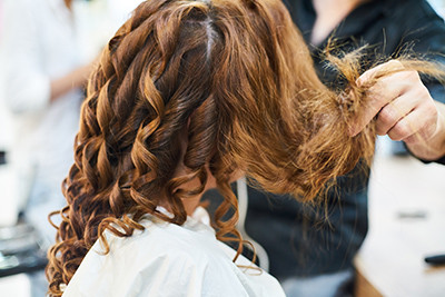 Tecnico in parrucchiere e cosmetica per capelli